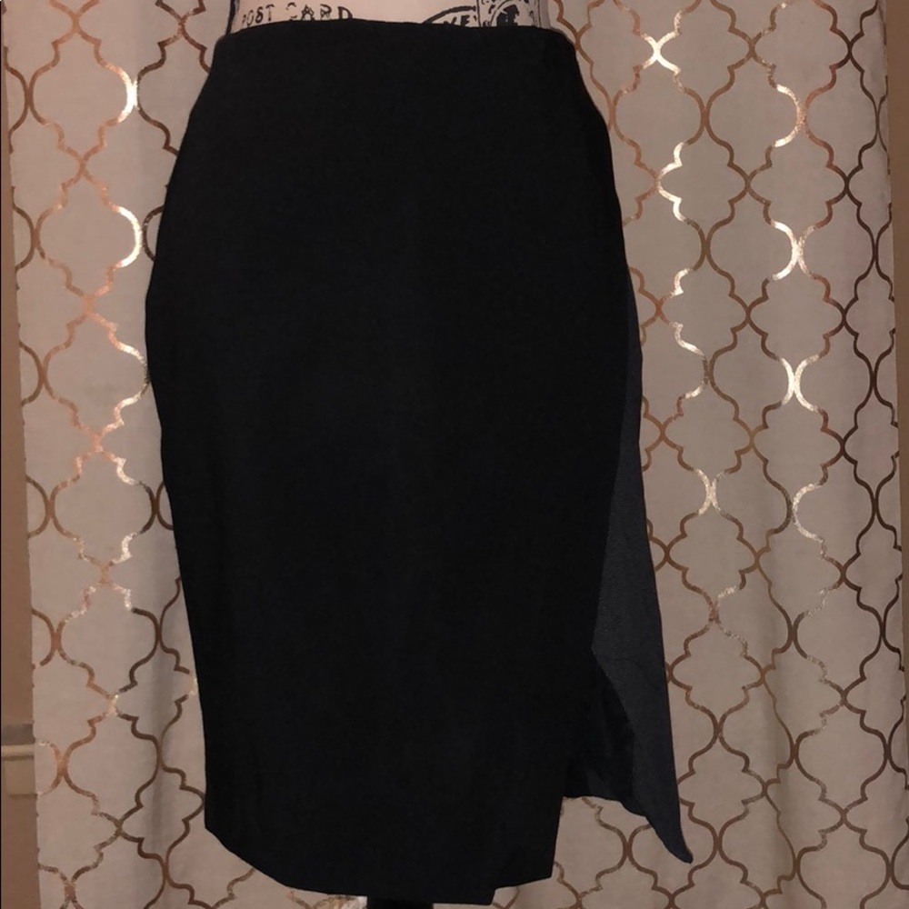 Size 6 Limited Pencil‎ Skirt,